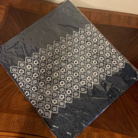 NWT Grace and Glory scarf - Picture 3 of 6